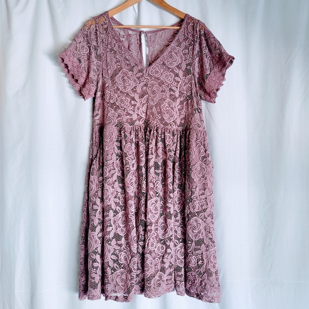 Torrid Lilac Floral Lace Midi Dress Size 1